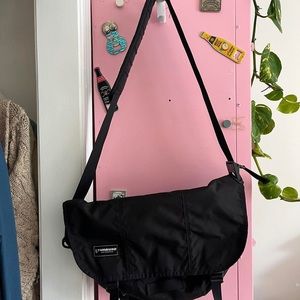 TIMBUK2 SAN FRANCISCO BLACK MESSENGER BAG
